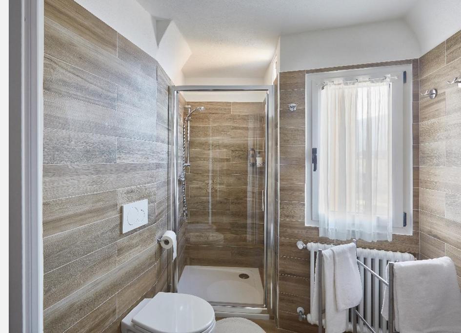 Beautiful Bohemian Apartment In Center Conditioned Air Como Exteriér fotografie